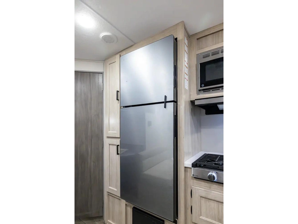 Coachmen Catalina 211bh 2026 alt