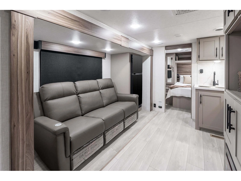 2026 Kz Connect Se C221rbse alt