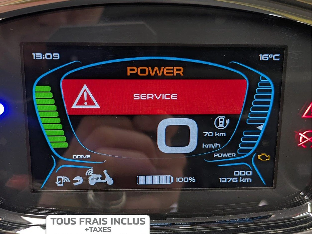 2022 Vespa Elettrica alt