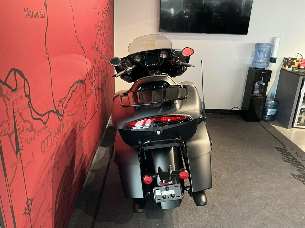 Indian Motorcycle Roadmaster Powerplus Dark Horse 2026 alt