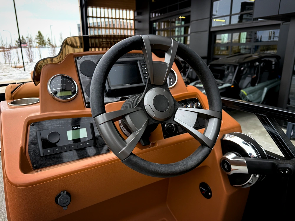 2025 Legend Vetta Kuhl 23 Crl Sport alt