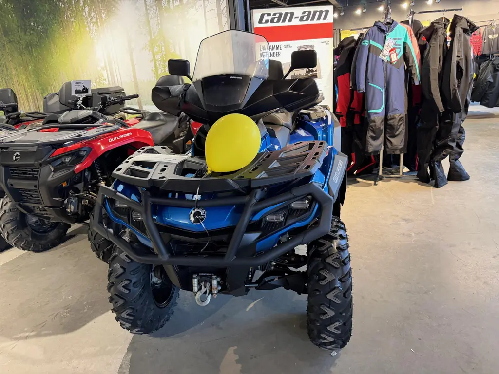 2023 Can-Am OUTLANDER MAX XT 850