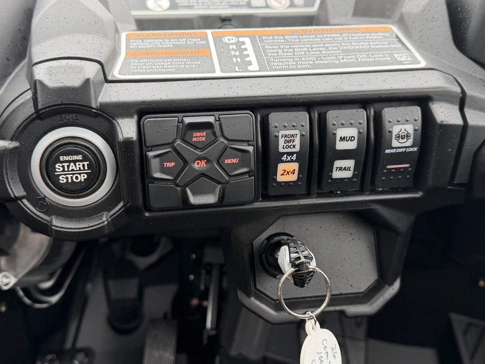 2026 Can-am Commander X Mr 1000r alt