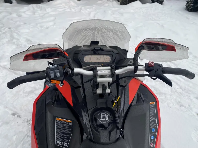 2021 Ski-Doo MXZ X 850E-Tec 129"