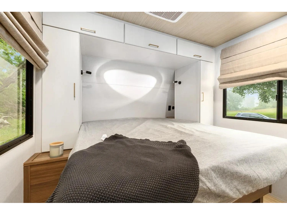 2026 Forest River Vibe Extreme Lite 2600bh alt