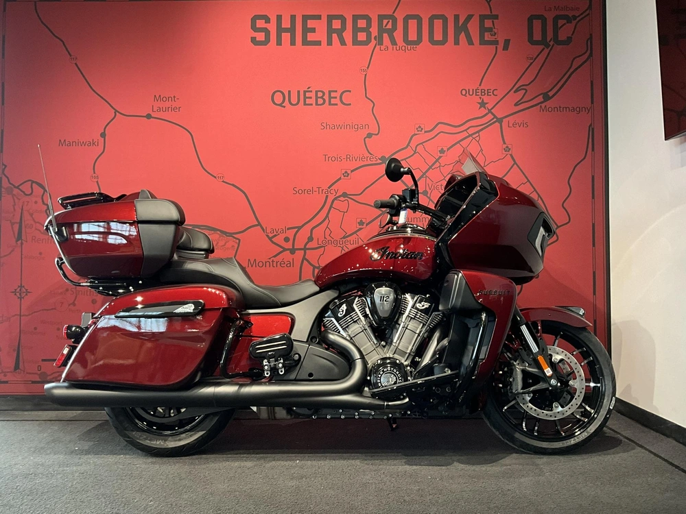 Indian Motorcycle Pursuit Dark Horse + 112 Package 2026 alt