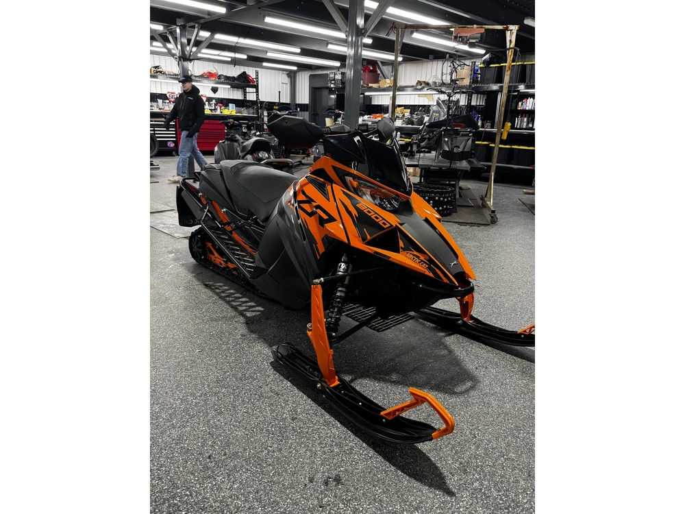 Arctic Cat Zr8000 2023 alt