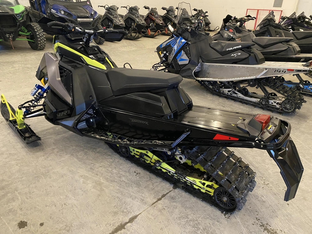 2022 Polaris 2022 Polaris Indy Vr1 137 alt