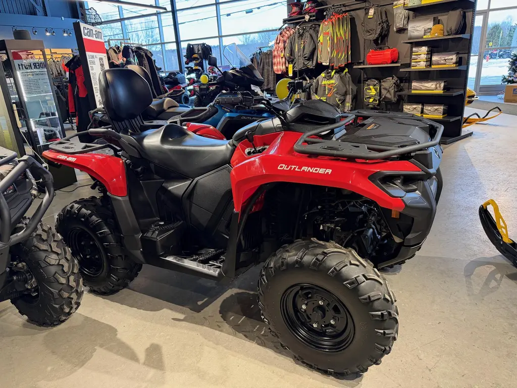 Can-Am OUTLANDER MAX DPS 500 2025