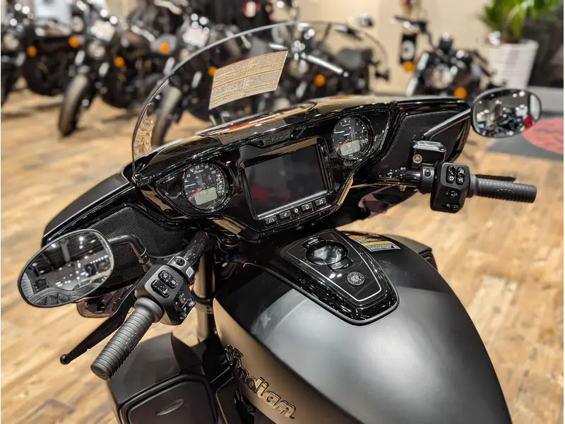 2026 Indian Motorcycle Roadmaster PowerPlus Dark Horse 112 + PowerBand Audio // Black Smoke thumbnail 8