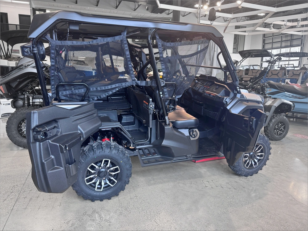 2025 Honda Pioneer 1000 - 5p Trail Se alt