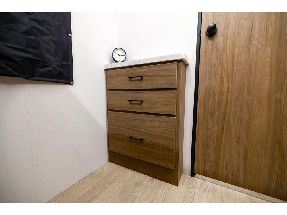 Coachmen Freedom Express 30se 2026 alt