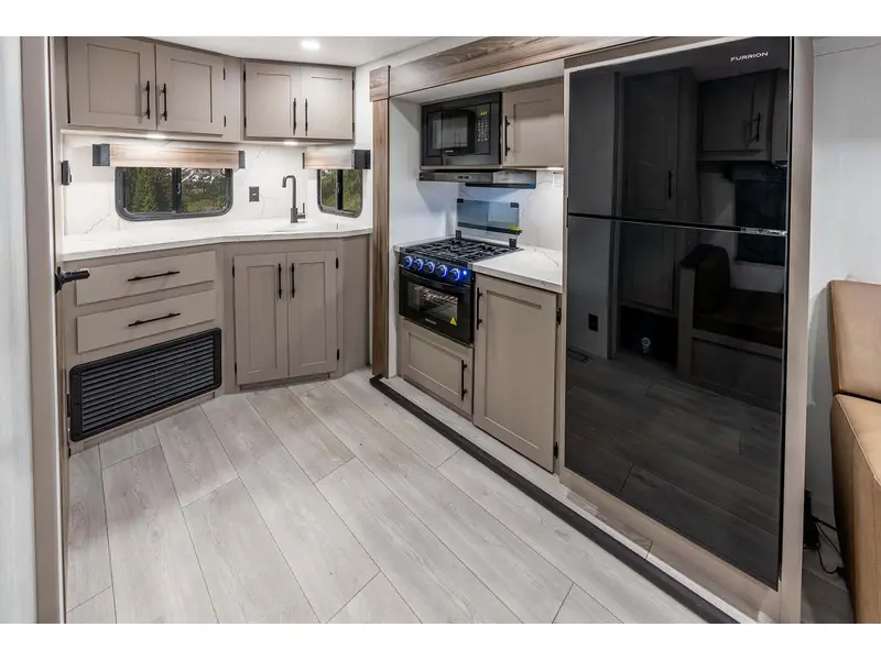 2026 KZ Connect SE C211MKSE