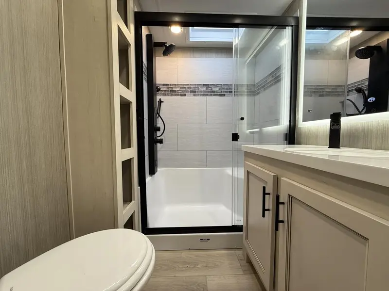 Forest River Vengeance 4413 2026