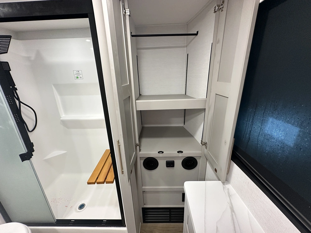 Alliance Rv Benchmark 44lft 2026 alt