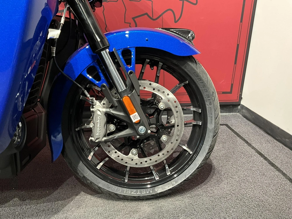 Indian Motorcycle Roadmaster Powerplus Dark Horse + 112 Package 2026 alt