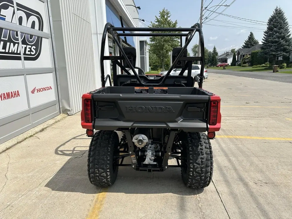 Honda Pioneer 520 2026 alt