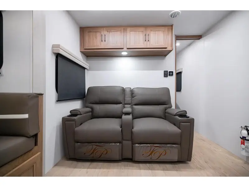 2026 Coachmen Freedom Express 252RBS