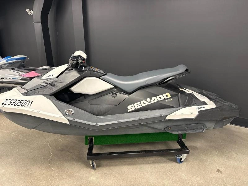 Sea-doo Spark 2016 alt