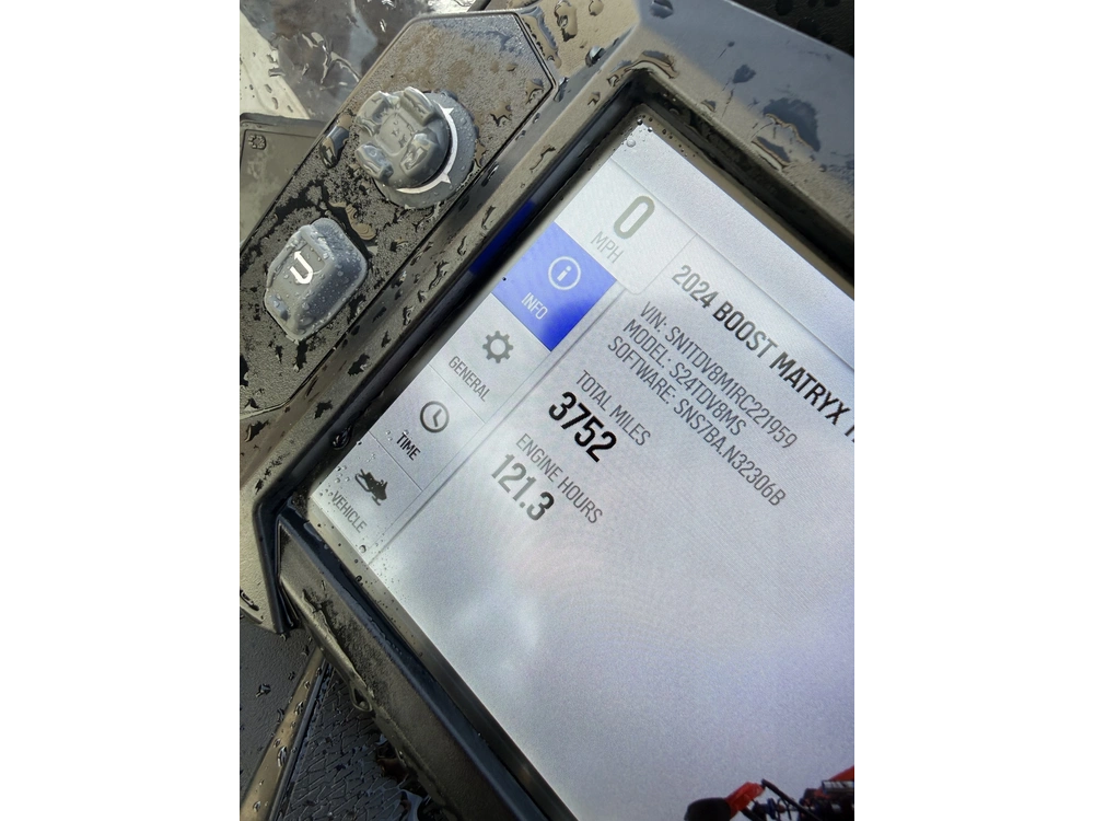 2024 Polaris Indy® Vr1 Patriot Boost 137 alt