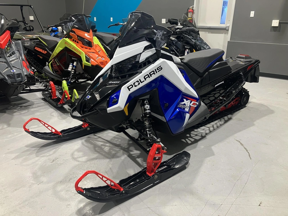 2023 Polaris 850 Indy Xc 137 alt
