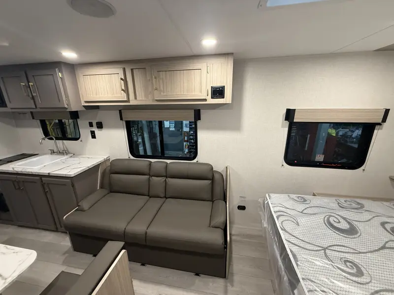 2026 KZ-RV Sportsmen Classic 240BH