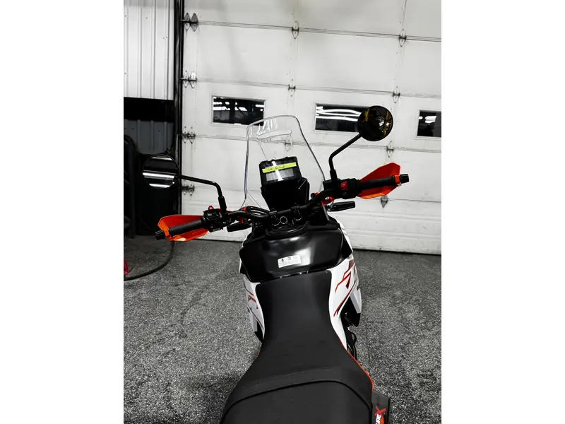 2025 KTM 390 ADVENTURE X thumbnail 9