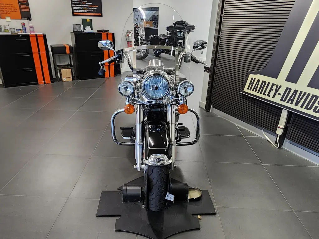 Harley-Davidson FLHRC ROAD KING CLASSICFLHRC 2011