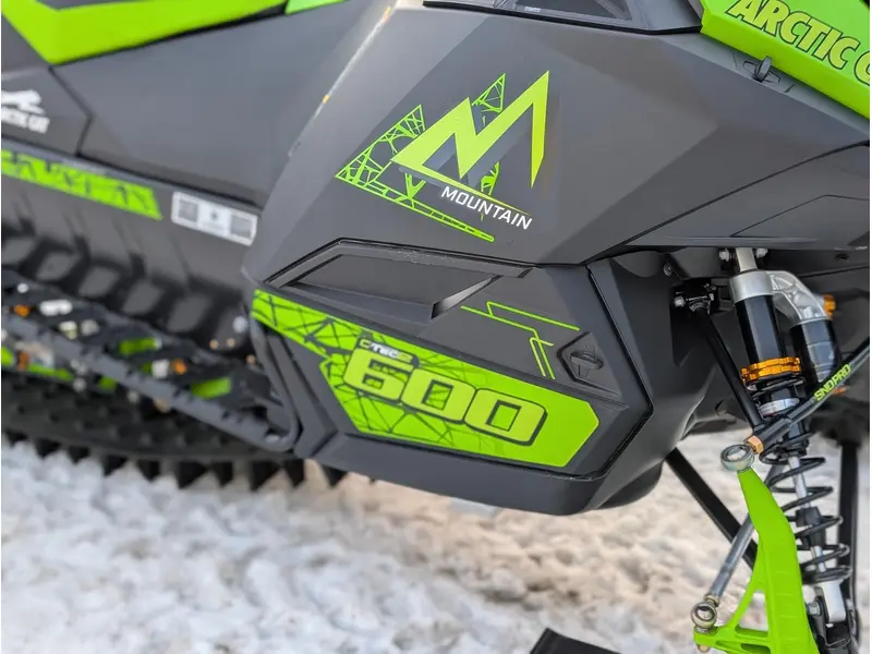 2025 Arctic Cat MOUNTAIN 600 146 SP - ES M6 catalyst SNOW PRO - ELECTRIC START 2.6pc