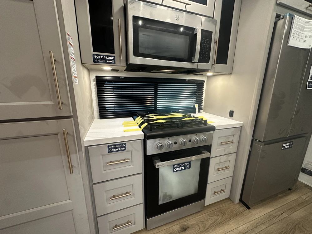 Alliance Rv Benchmark 44lft 2026 alt
