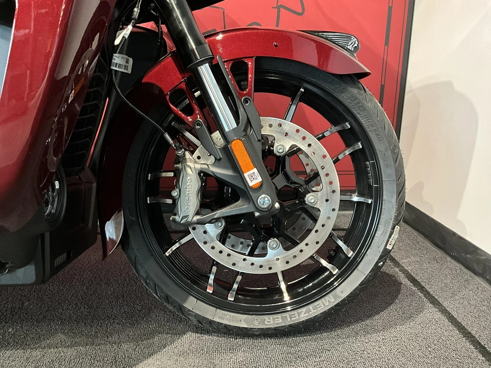 Indian Motorcycle Pursuit Dark Horse + 112 Package 2026 alt