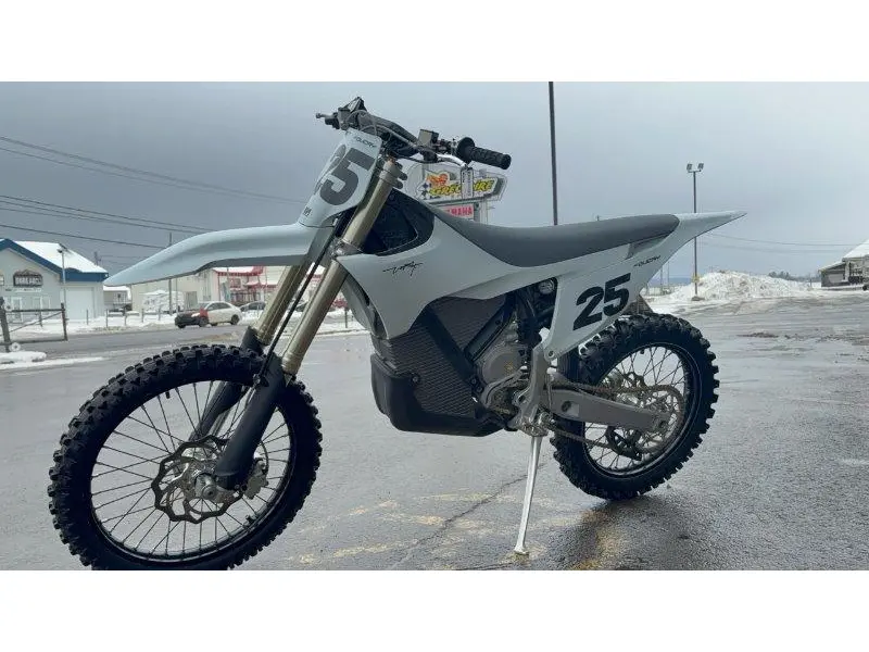 2023 Stark Future STARK VARG MX Alpha 80hp thumbnail 6