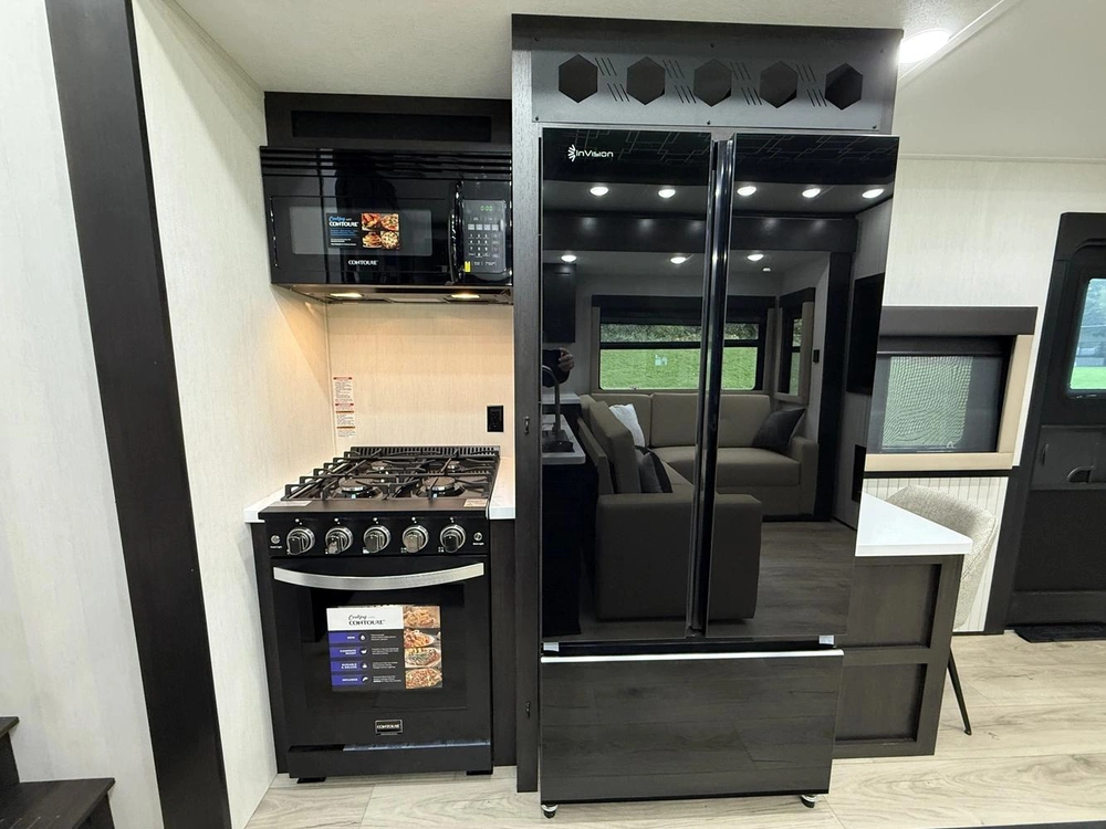 2026 Forest River Vengeance 4413 alt