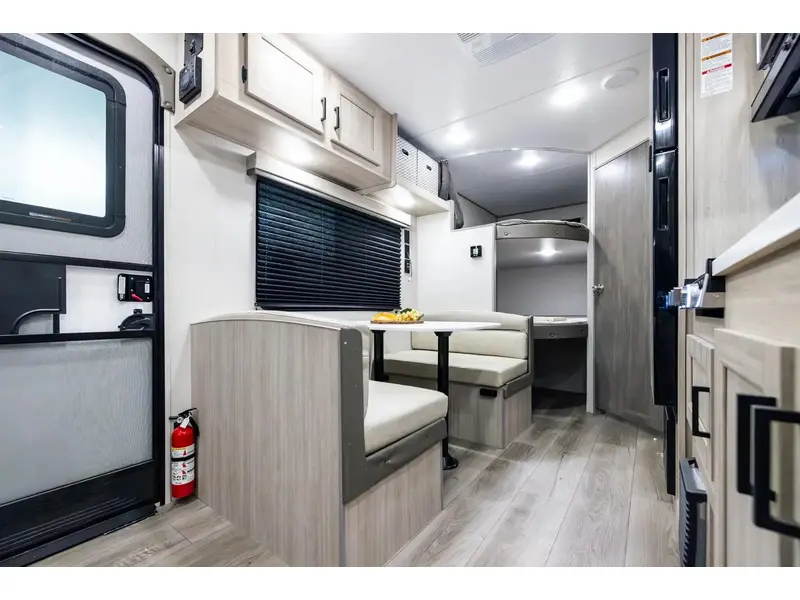 2026 Coachmen Catalina 211BH