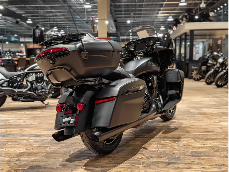 2026 Indian Motorcycle Roadmaster PowerPlus Dark Horse 112 + PowerBand Audio // Black Smoke thumbnail 12