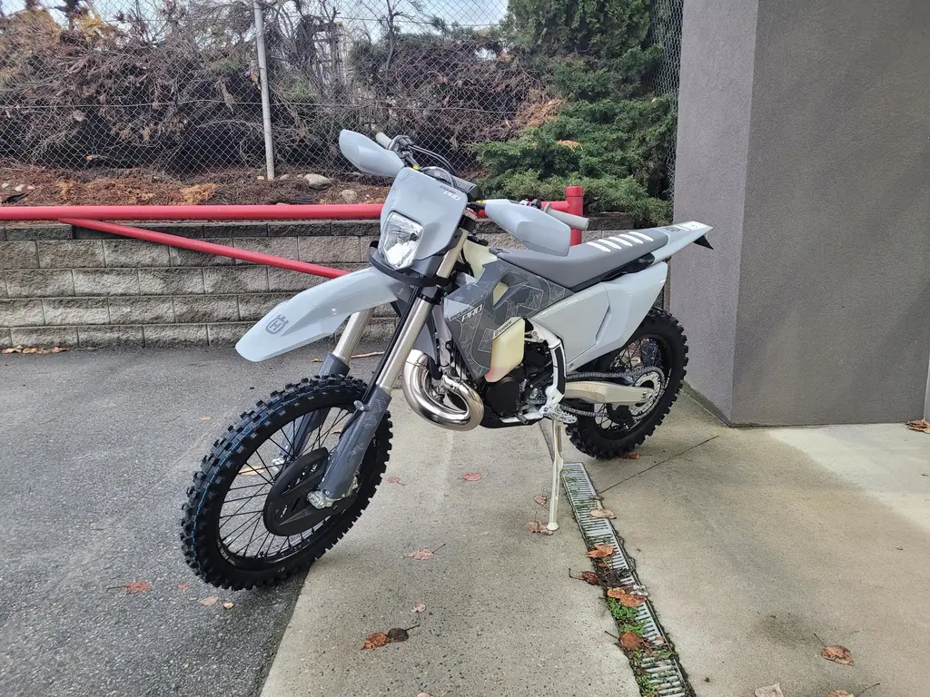 2026 Husqvarna TE 300 PRO