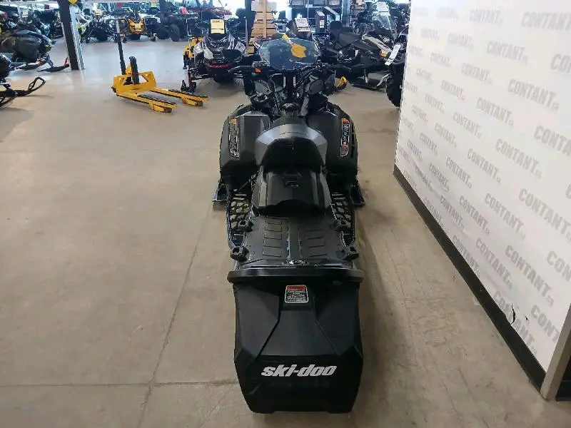 2022 Ski-Doo Renegade Enduro 900 ACE Ice Ri