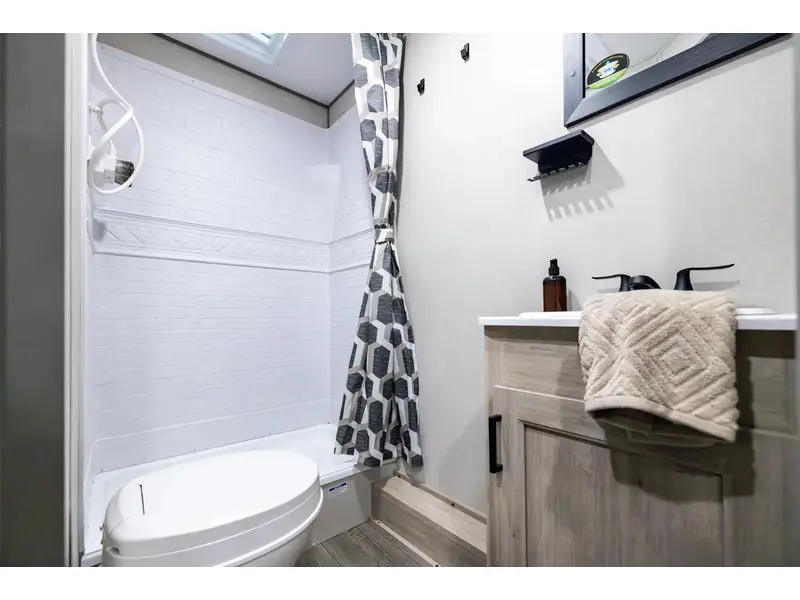 2026 Coachmen Catalina 211BH