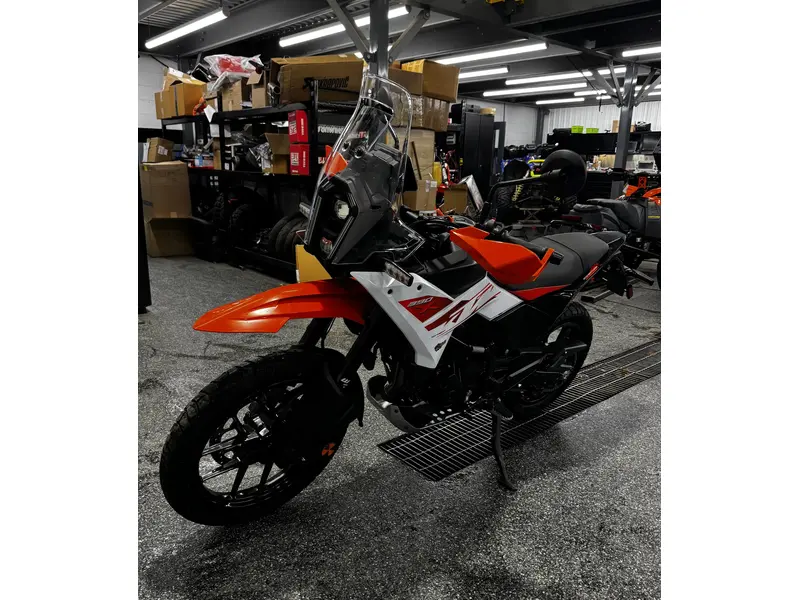 2025 KTM 390 ADVENTURE X thumbnail 5