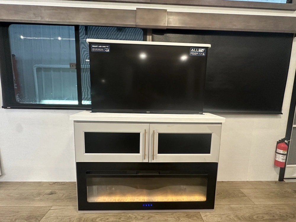 Alliance Rv Benchmark 44lft 2026 alt