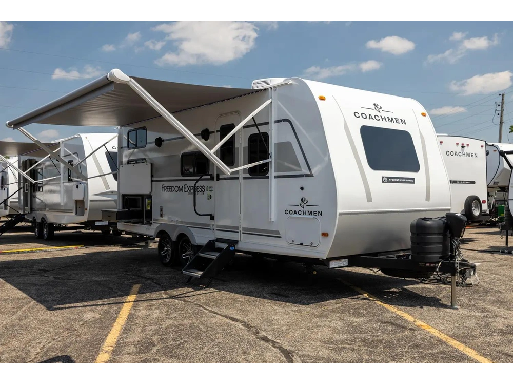 Coachmen Freedom Express 21se 2026 alt
