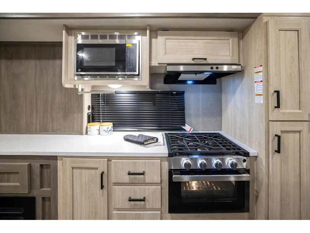 Coachmen Catalina 313rlts 2026 alt