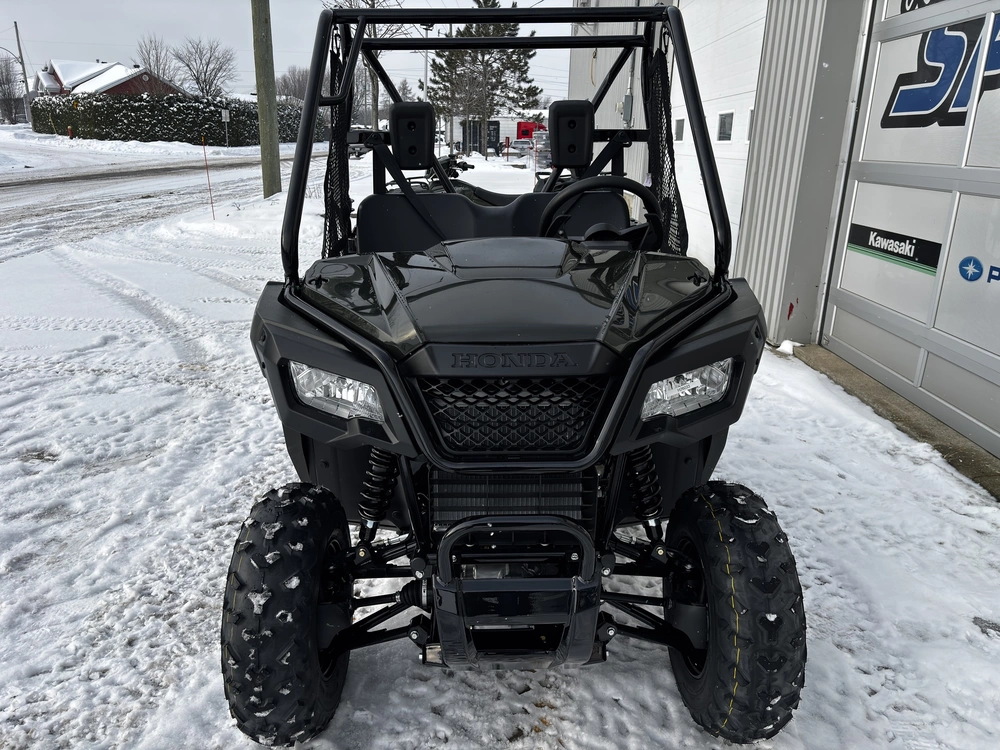 Honda Pioneer 520 2026 alt