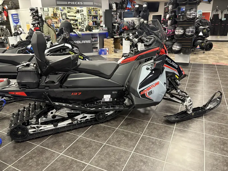 2025 Polaris PROSTAR S4 INDY ADVENTURE 137