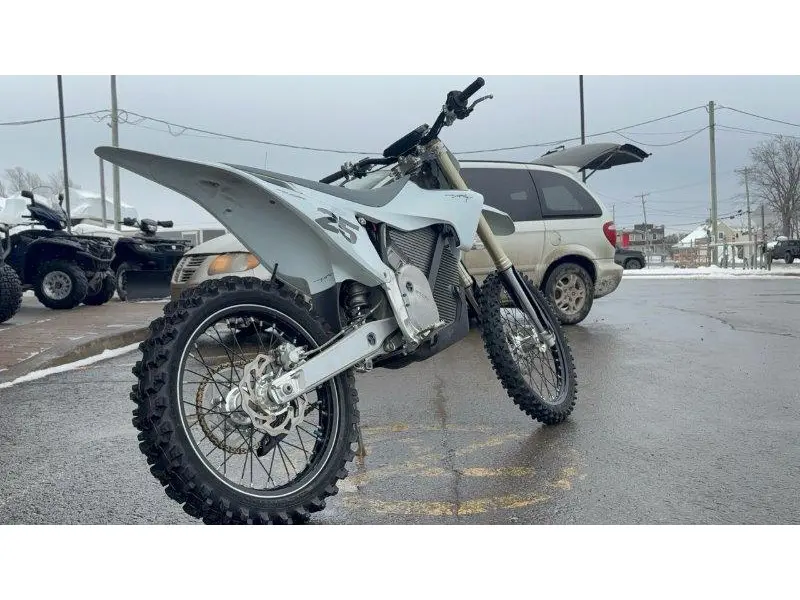 2023 Stark Future STARK VARG MX Alpha 80hp thumbnail 3