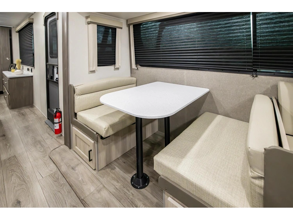 Coachmen Catalina 313rlts 2026 alt