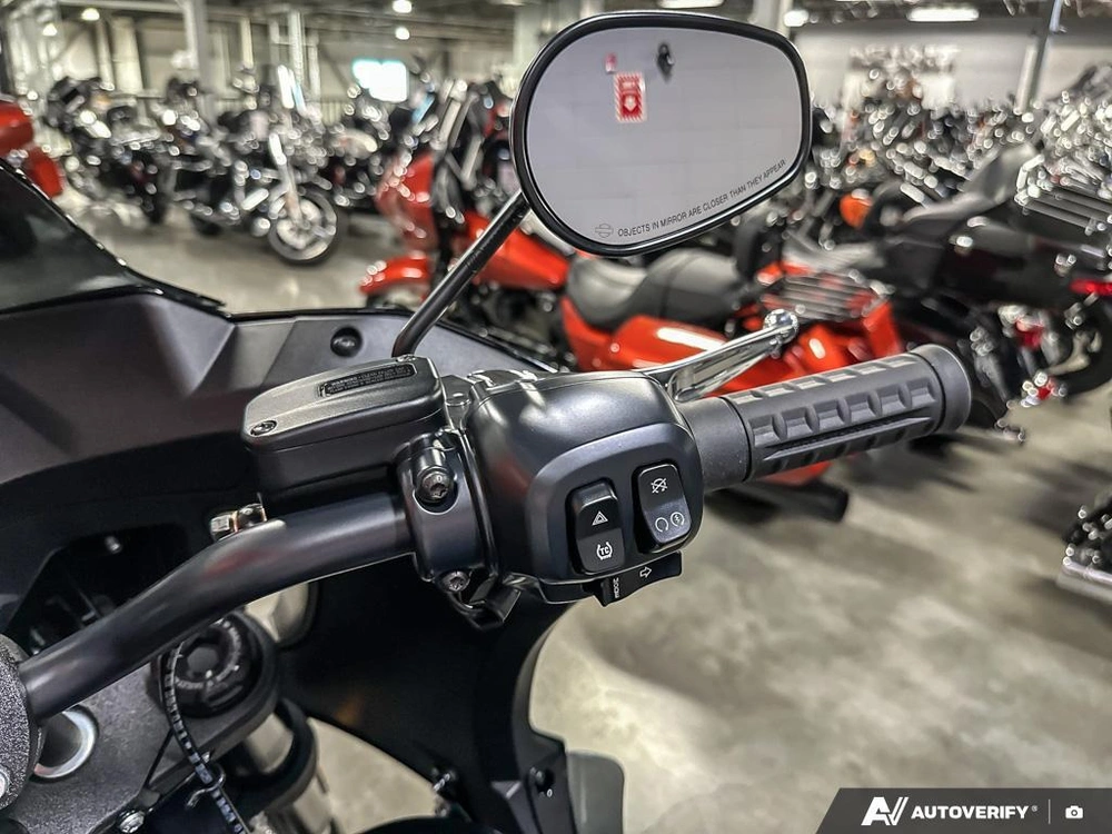 2025 Harley-davidson Low Rider St alt