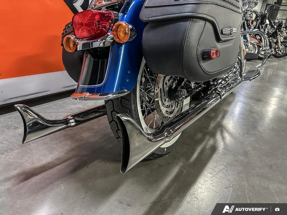 2022 Harley-davidson Flhcs