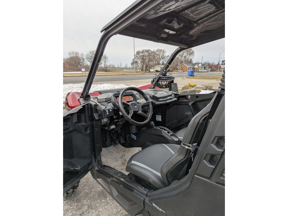 2024 Can-am Com Xt 64 1000r Rd 24 6grb alt