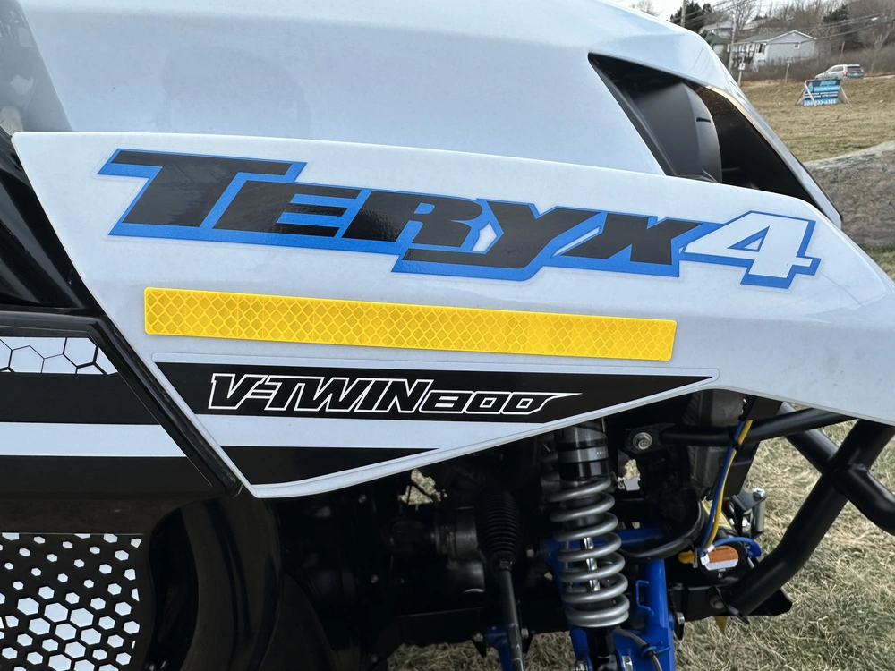 2024 Kawasaki Teryx 4 Eps alt